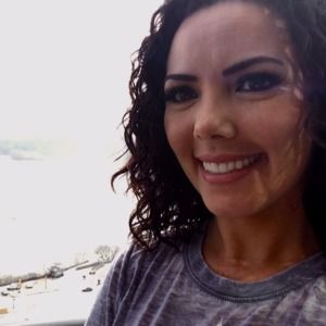 Meet your Posher, Nina